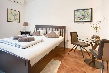 One-Bedroom Apartment in Zagreb for 2 Guests