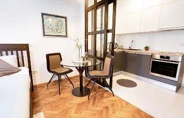 One-Bedroom Apartment in Zagreb for 2 Guests