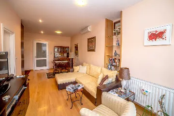 Renovated City-Center Apartment for 4 in Zagreb