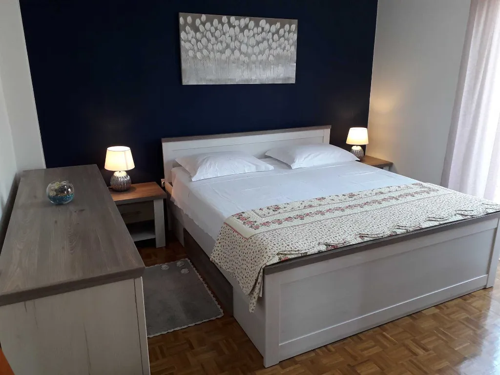 Apartments "J&R Babara" - Apartment with 2 bedrooms and a balcony