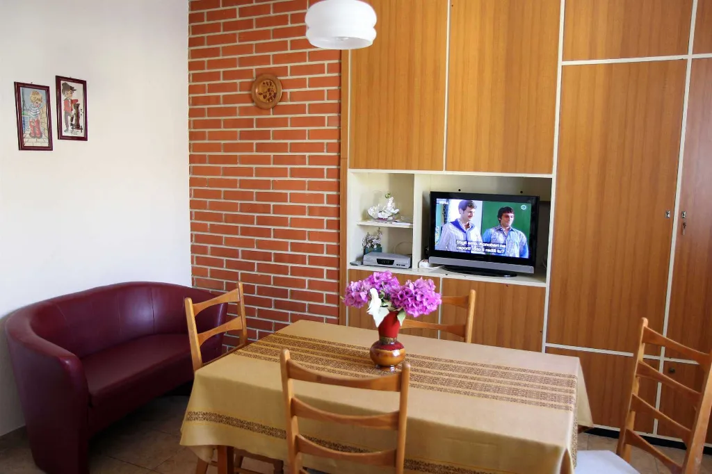 Apartments "J&R Babara" - Apartment with 2 bedrooms and a balcony