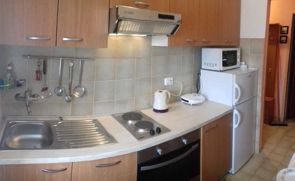 Apartments "J&R Babara" - Apartment with balcony for 4 people