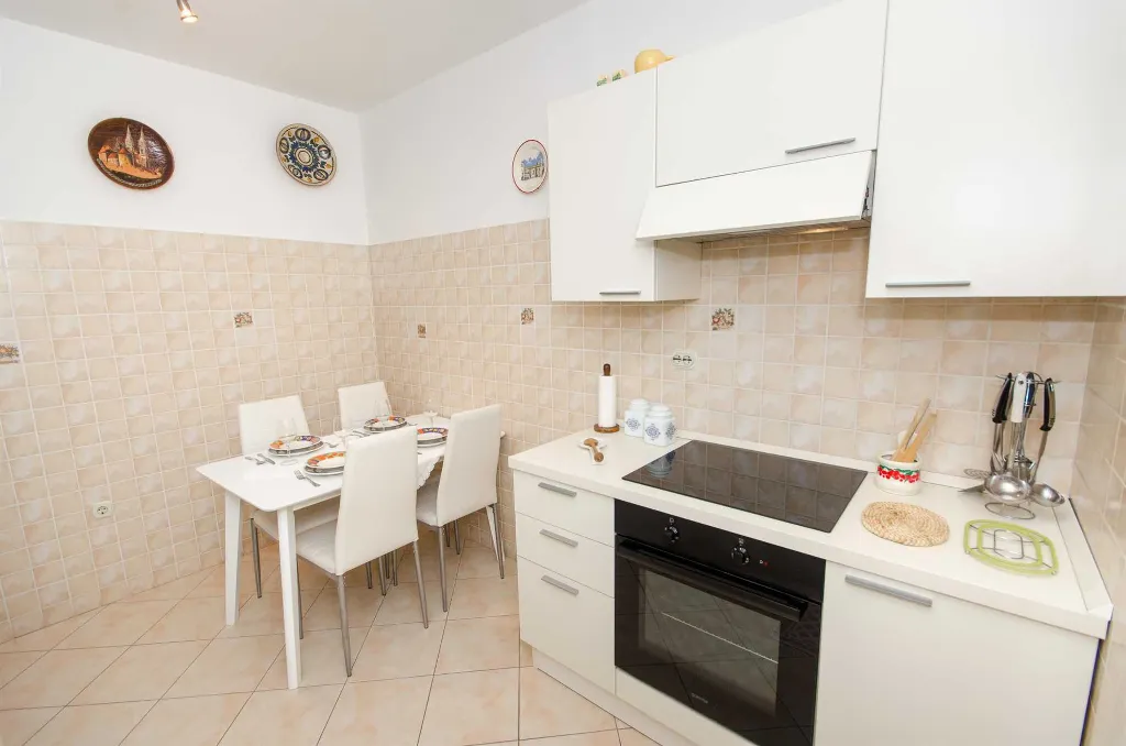 Two-Bedroom Apartment with Terrace in Rovinj