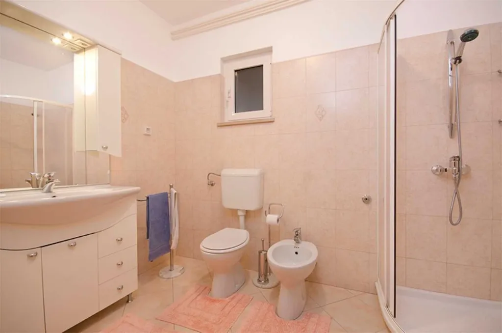 Two-Bedroom Apartment with Terrace in Rovinj