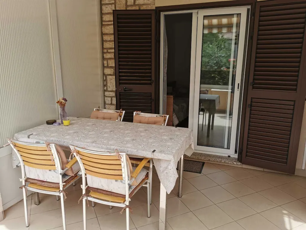 Two-Bedroom Apartment with Terrace in Rovinj