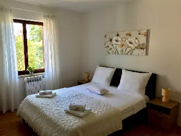 Two-Bedroom Apartment in Rovinj with Parking