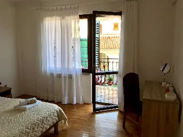 Two-Bedroom Apartment in Rovinj with Parking