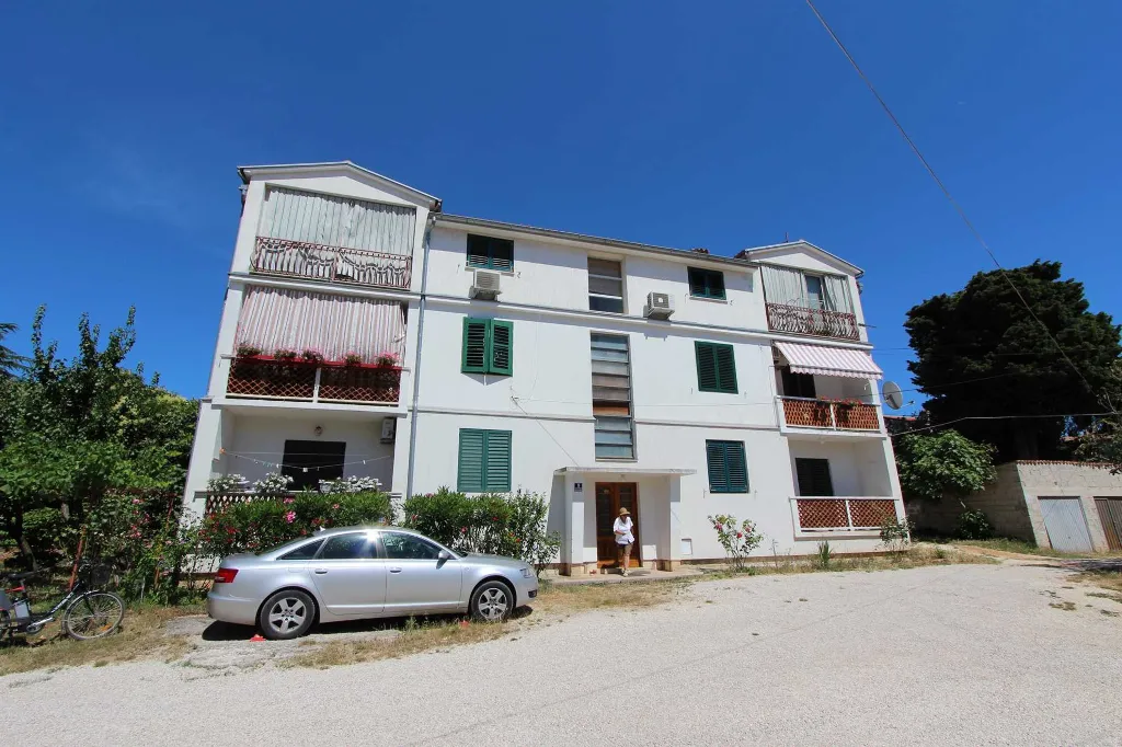 Two-Bedroom Apartment in Rovinj with Balcony