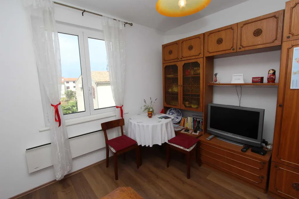 Two-Bedroom Apartment in Rovinj with Balcony