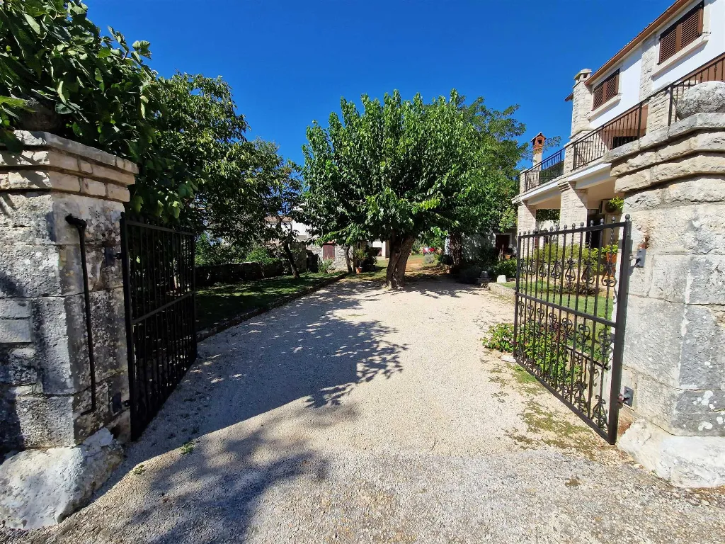 Two-Bedroom Apartment in Bale for 4 Guests