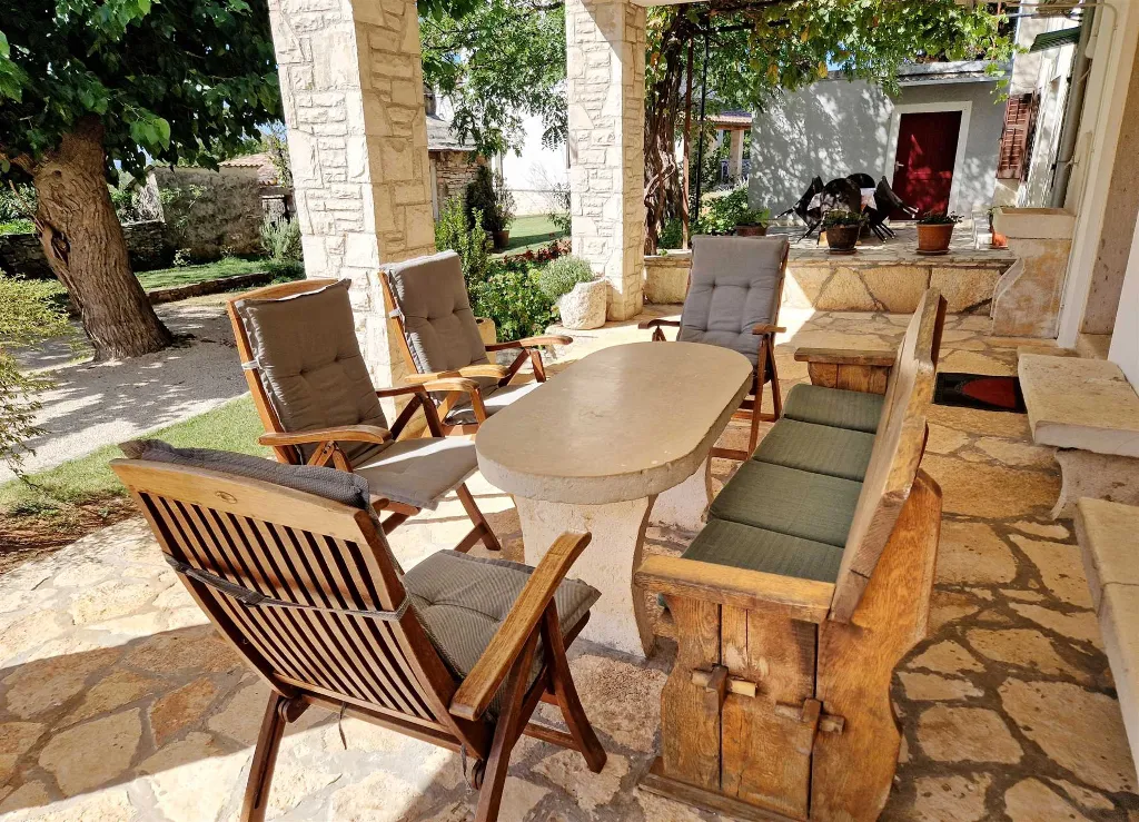 Two-Bedroom Apartment in Bale for 4 Guests