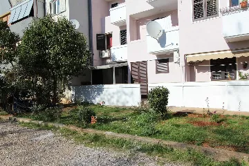 Two-Bedroom Apartment in Rovinj with Terrace