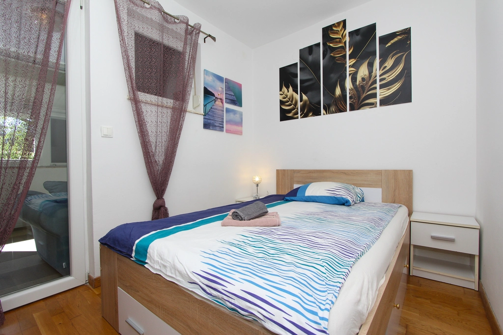 Two-Bedroom Apartment in Rovinj with Terrace