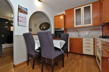 Two-Bedroom Apartment in Rovinj with Terrace