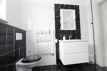 Two-Bedroom Apartment in Rovinj with Parking