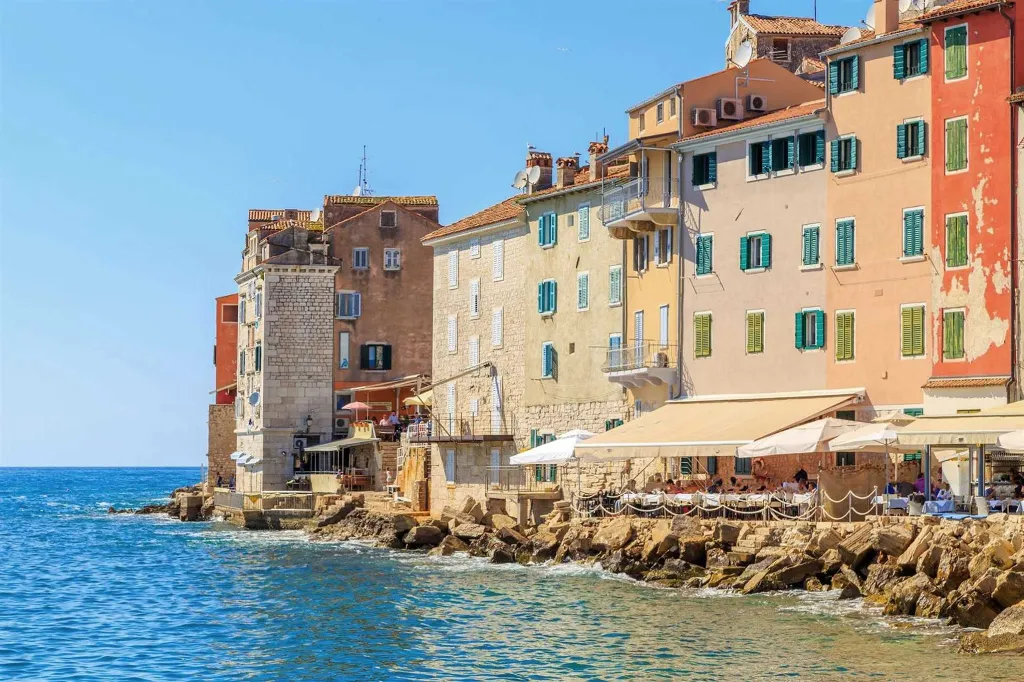 Two-Bedroom Apartment in Rovinj City Center