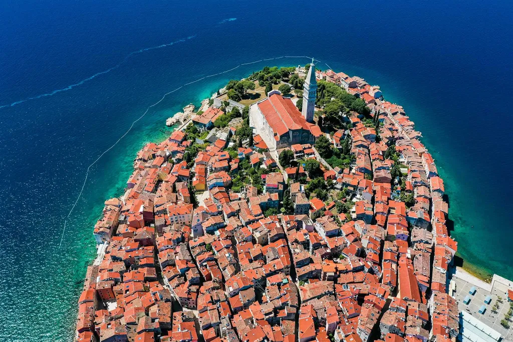 Two-Bedroom Apartment in Rovinj City Center
