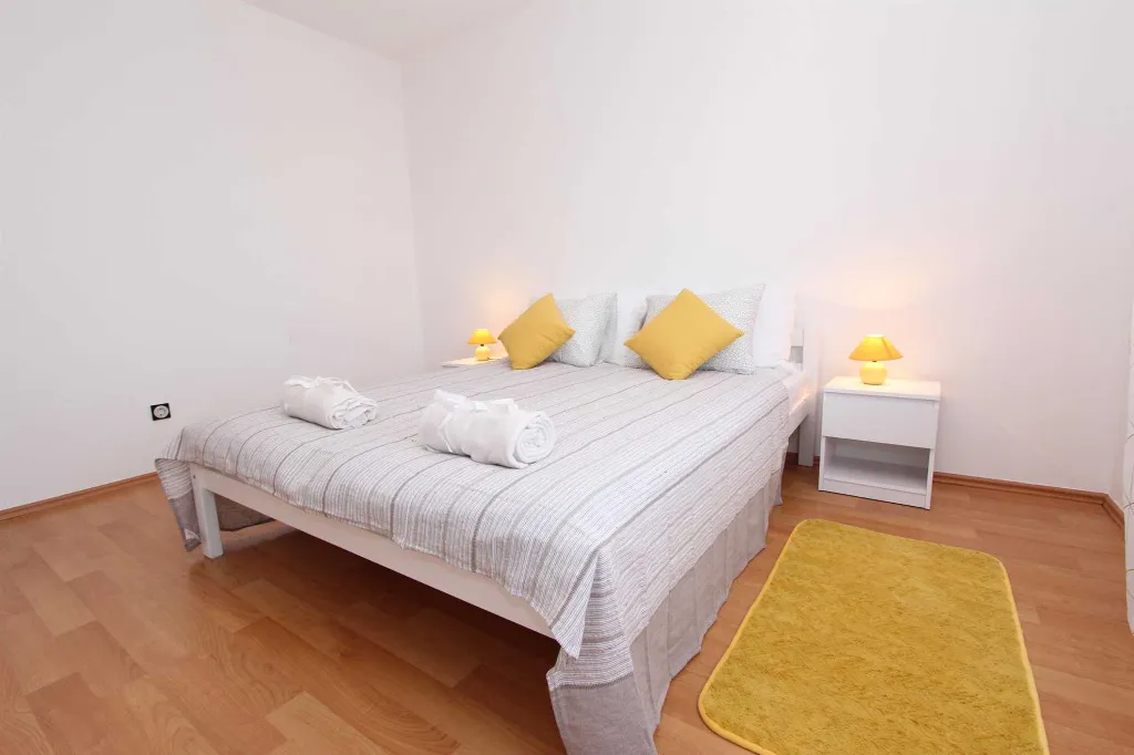 Two-Bedroom Apartment in Rovinj for 4 Guests