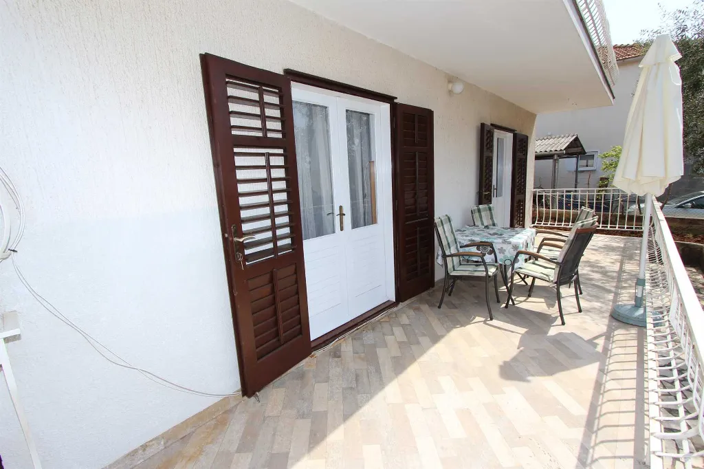 Two-Bedroom Apartment in Rovinj for 4 Guests