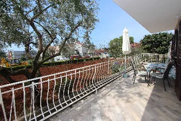 Two-Bedroom Apartment in Rovinj for 4 Guests