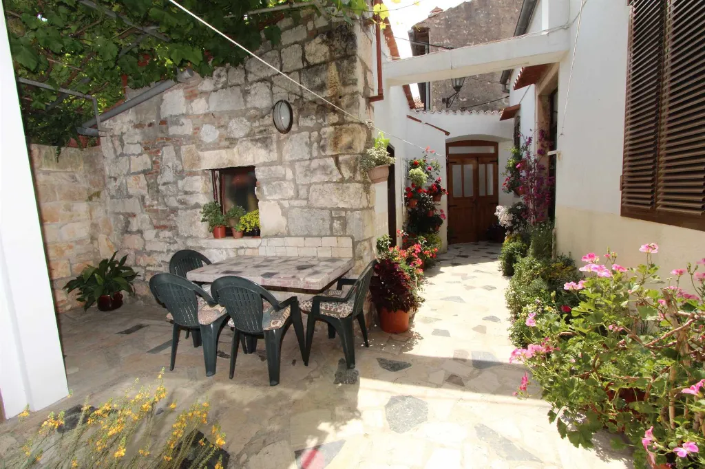 Two-Bedroom Apartment in Rovinj City Center