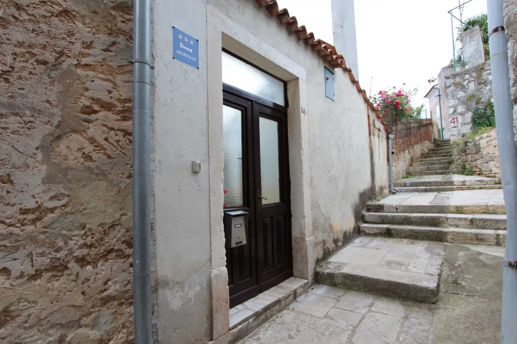 Two-Bedroom Apartment in Rovinj City Center