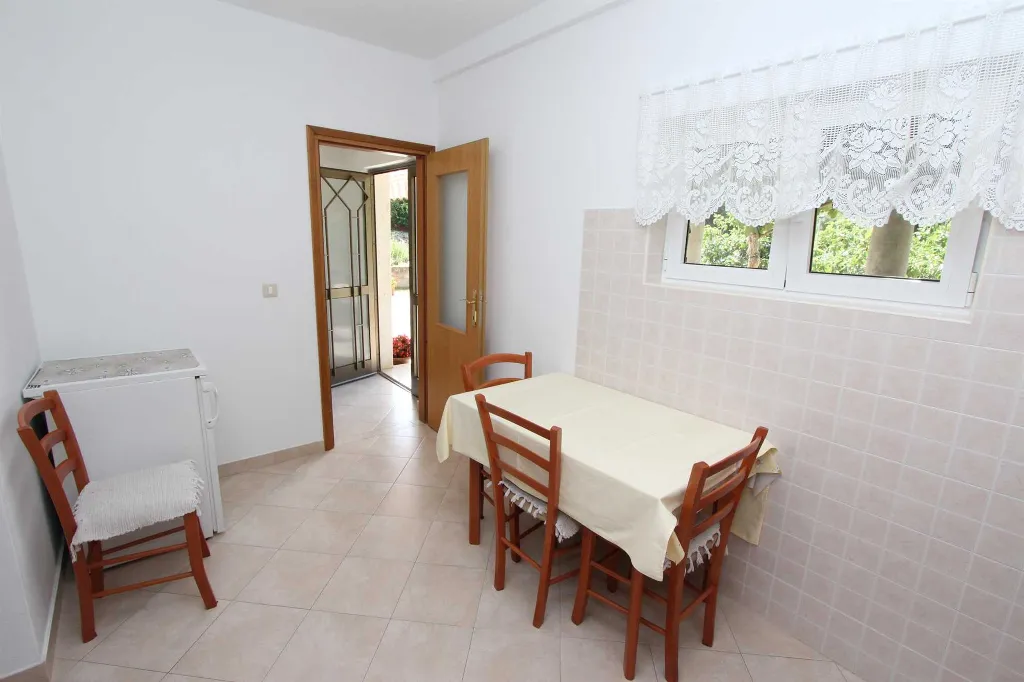 Two-Bedroom Apartment in Rovinj for 4 Guests