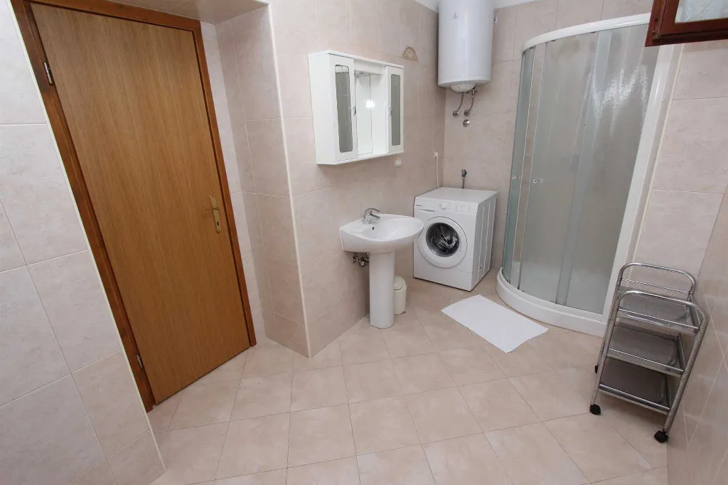 Two-Bedroom Apartment in Rovinj for 4 Guests
