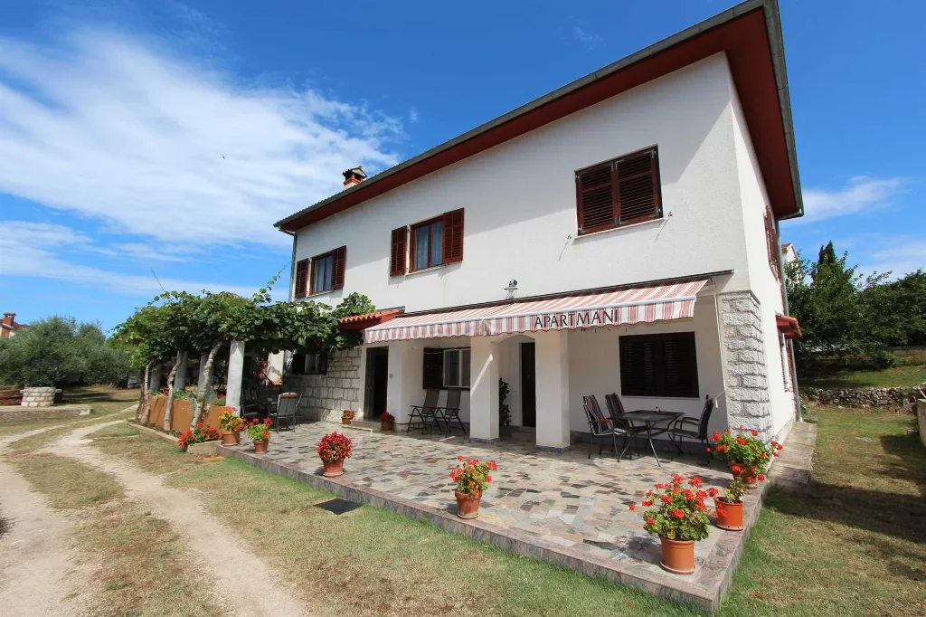 Two-Bedroom Apartment in Rovinj for 4 Guests