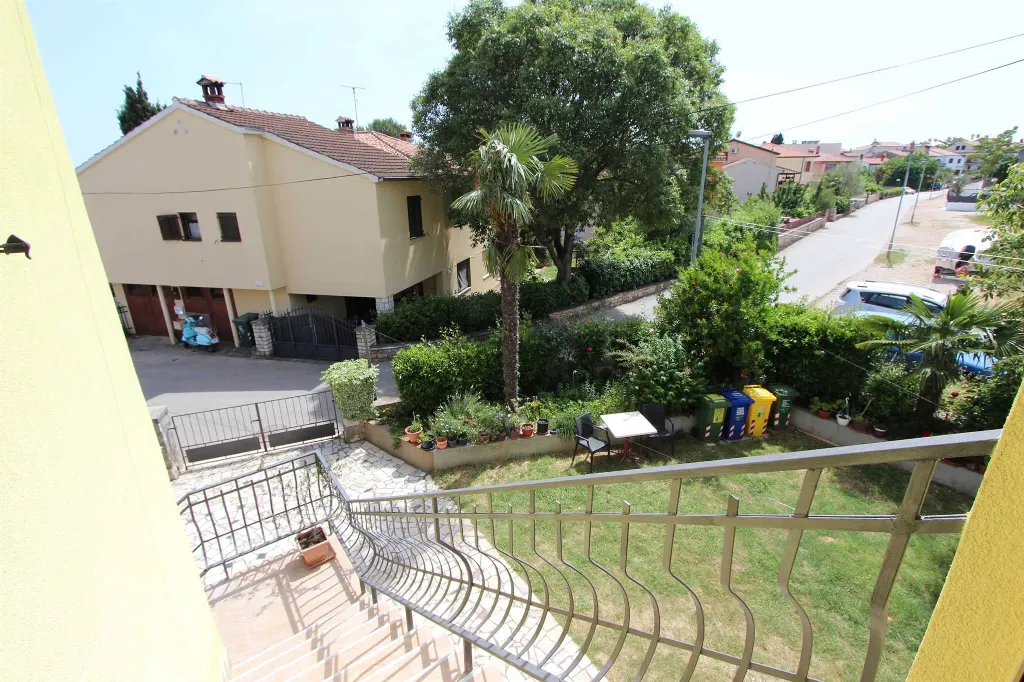 Two-Bedroom Apartment in Rovinj with Parking