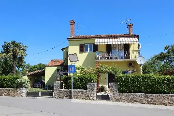 Two-Bedroom Apartment in Rovinj with Parking