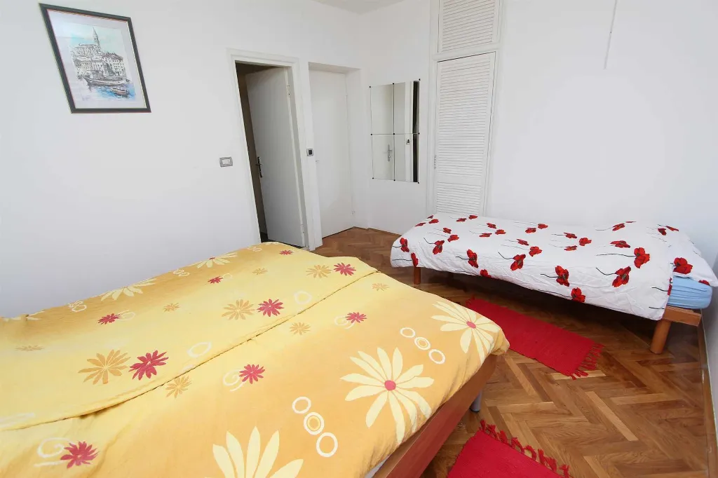Two-Bedroom Apartment in Rovinj for 4 Guests