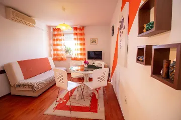 Two-Bedroom Apartment in Rovinj with Balcony