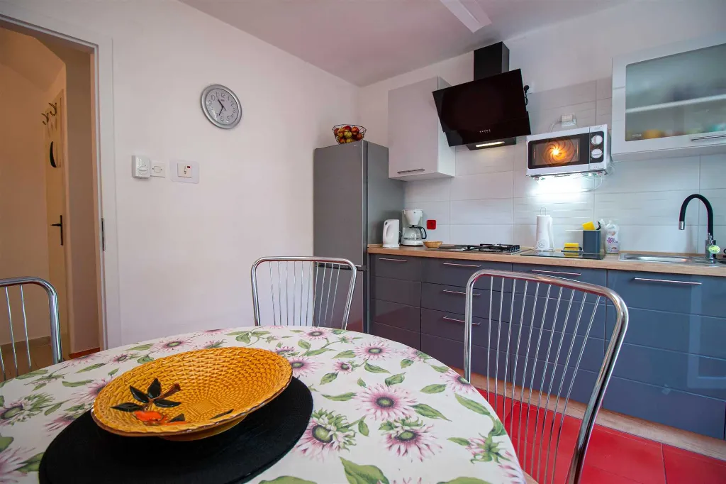 Two-Bedroom Apartment in Rovinj with Balcony