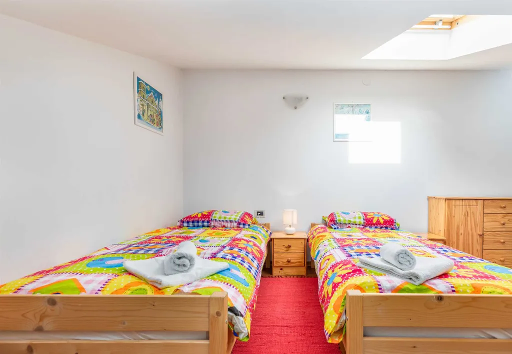 Three-Bedroom Apartment in Pula for 8 Guests