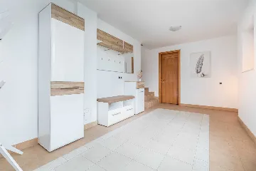 Three-Bedroom Apartment in Pula for 8 Guests