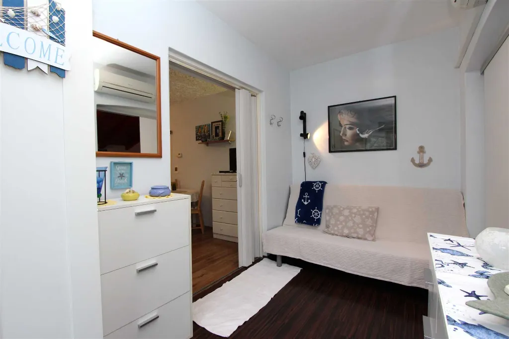 One-Bedroom Apartment with Terrace in Rovinj