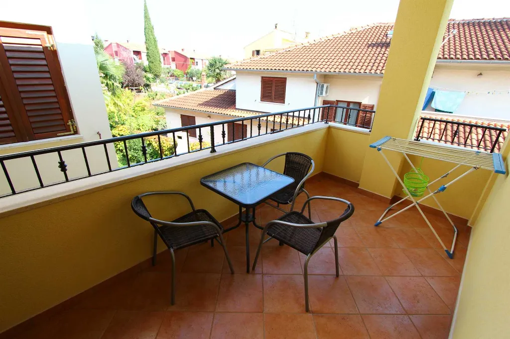 One-Bedroom Apartment with Balcony in Rovinj