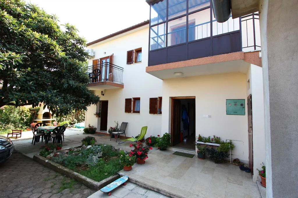 One-Bedroom Apartment with Balcony in Rovinj