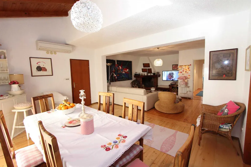 Two-Bedroom Apartment with Terrace in Rovinj