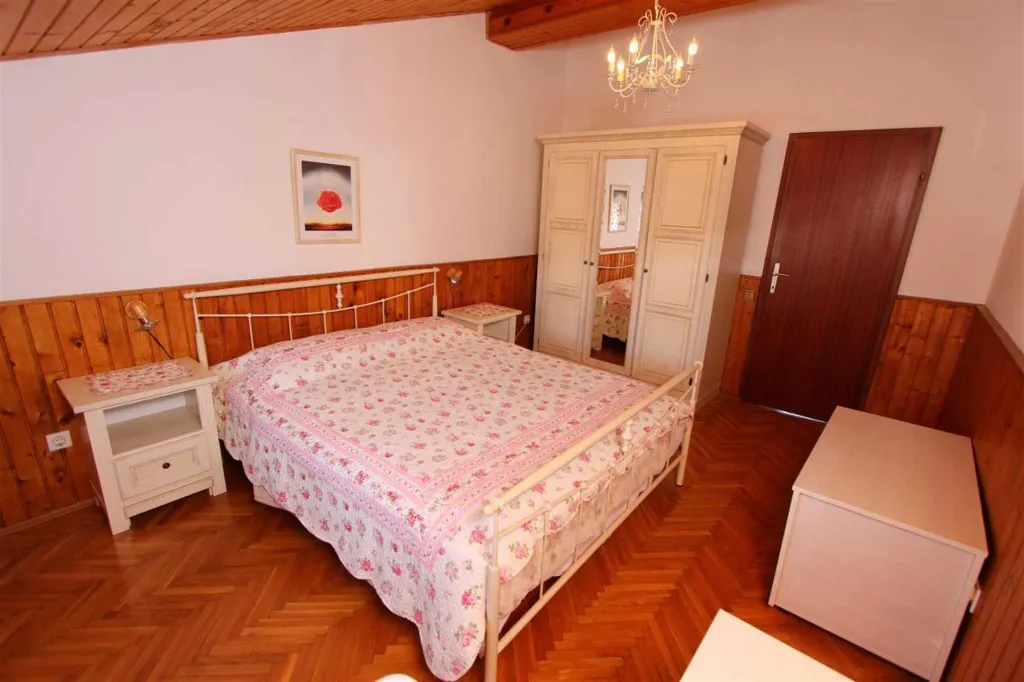 One-Bedroom Apartment with Balcony in Rovinj