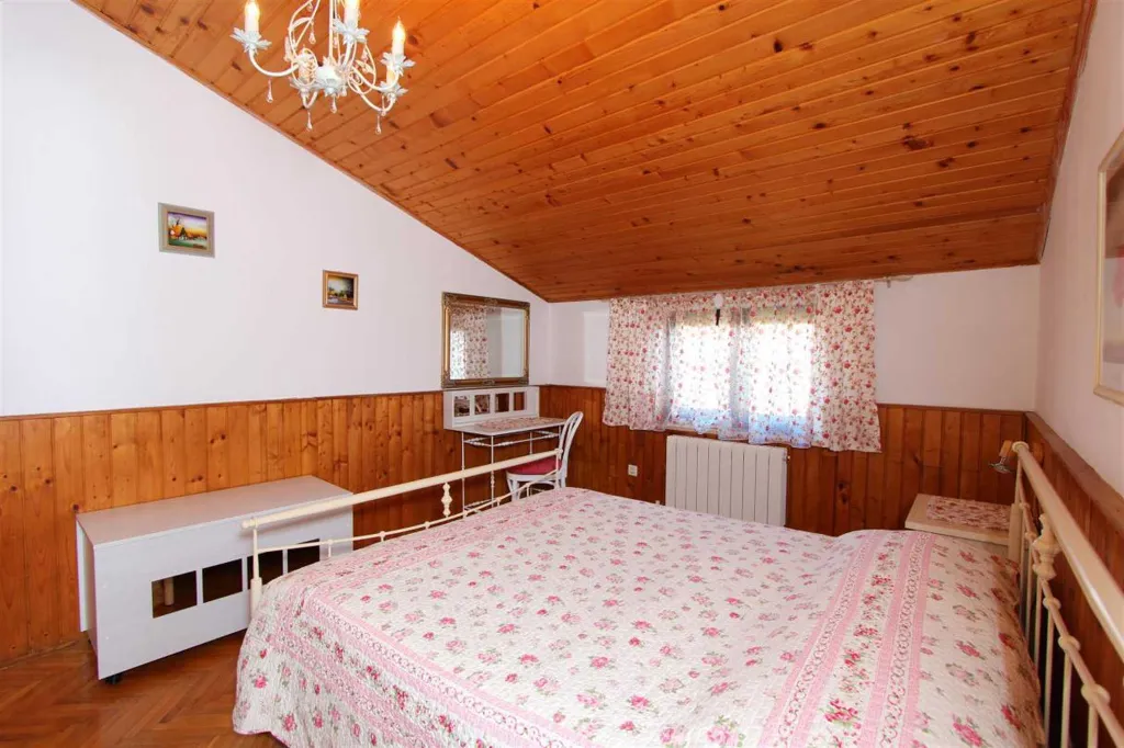 One-Bedroom Apartment with Balcony in Rovinj