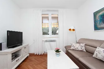 Two-Bedroom Apartment with Balcony in Rovinj