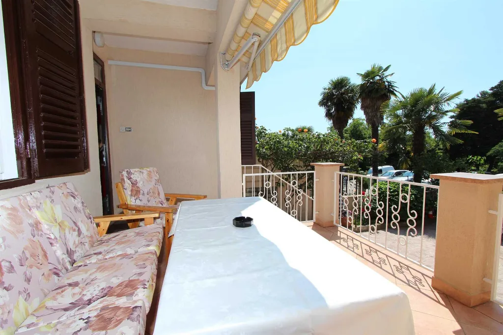 Two-Bedroom Apartment with Balcony in Rovinj