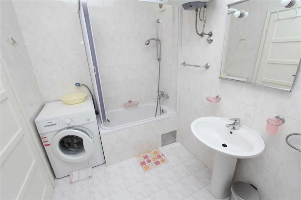 Two-Bedroom Apartment with Balcony in Rovinj