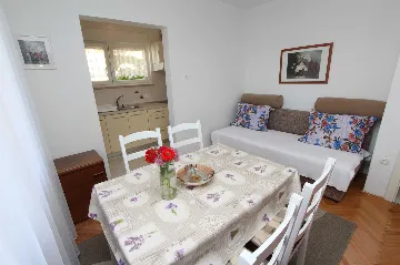 One-Bedroom Apartment in Rovinj for 2-4 Guests