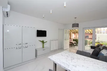 One-Bedroom Apartment for 4 Guests in Rovinj