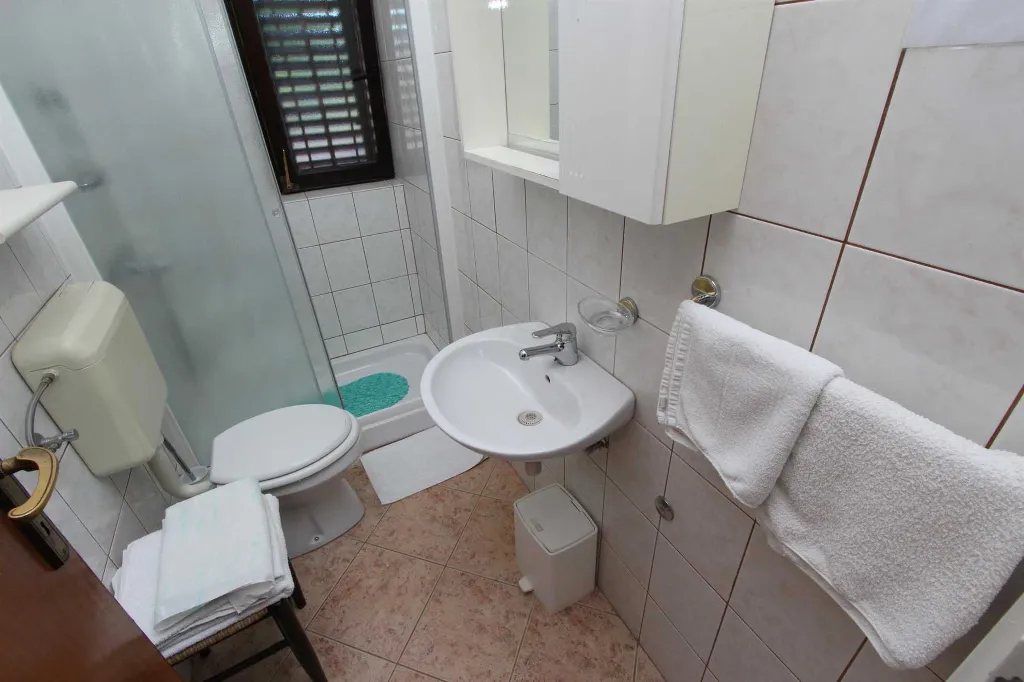Double Room with Private External Bathroom in Rovinj