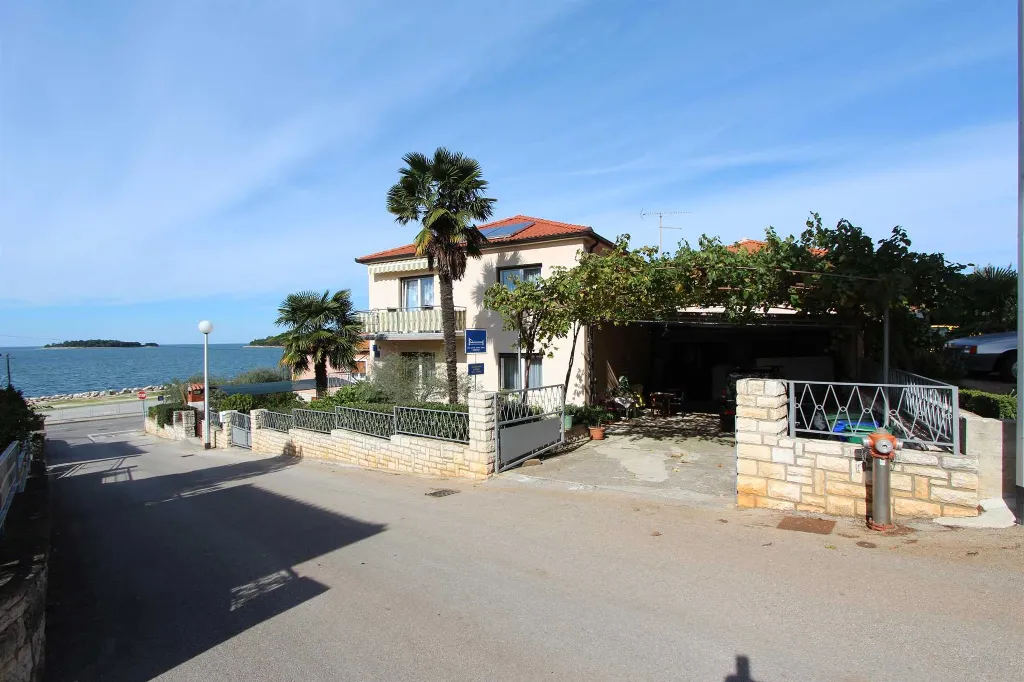Double Room in Rovinj with Shared Balcony