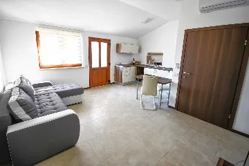 One-Bedroom Apartment with Shared Pool in Pilkovići